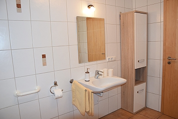 Ferienwohnung Breitenberg - Badezimmer